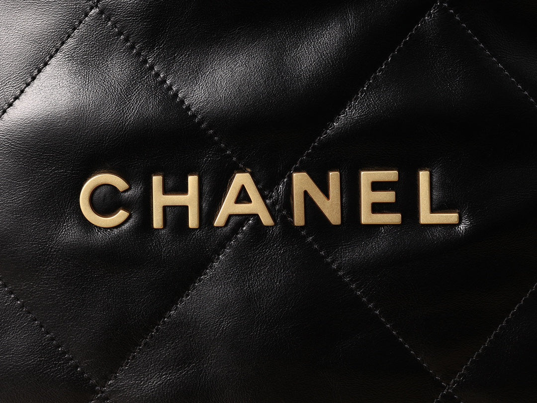 Chanel 22 Bag