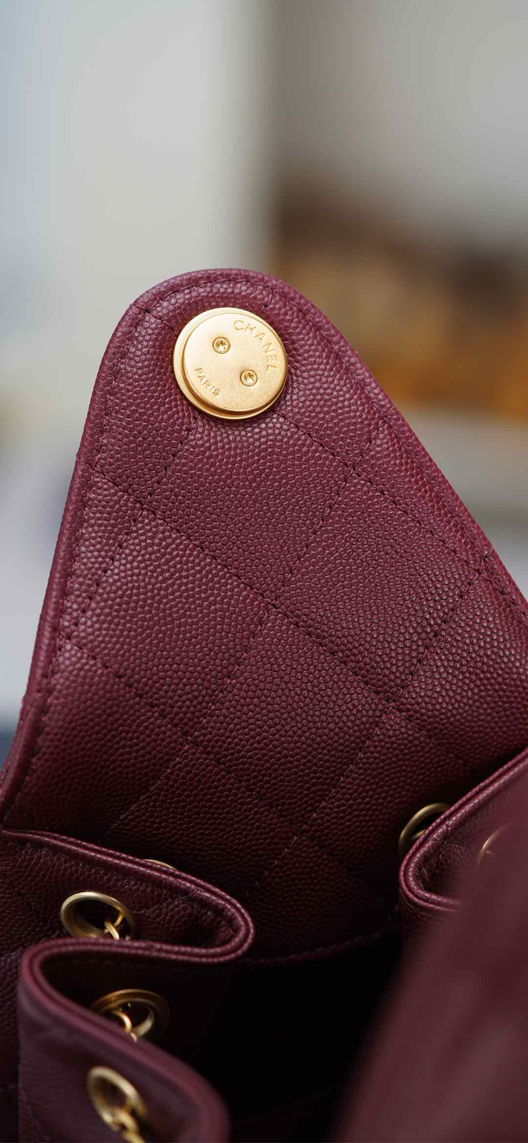 Chanel 25A Small Hobo