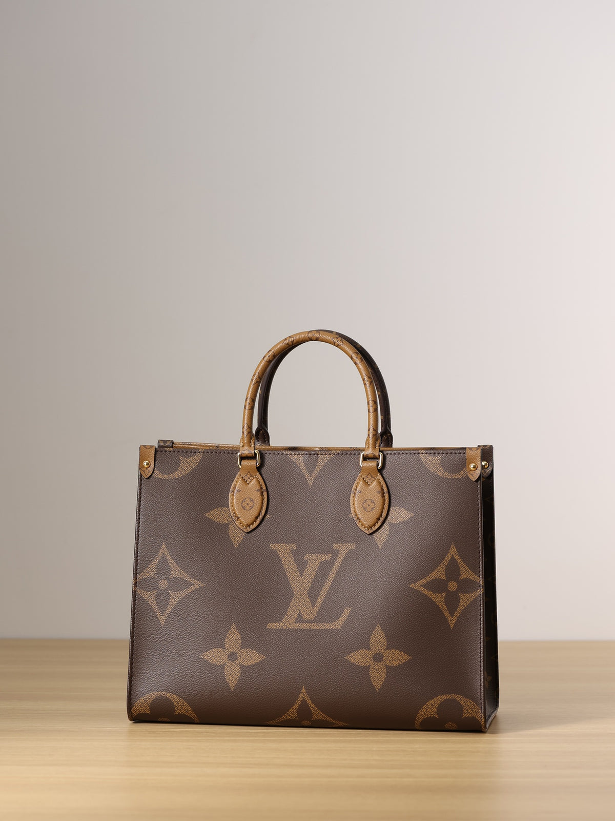 LV Onthego