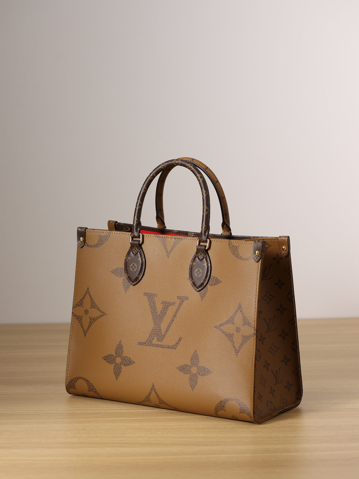 LV Onthego