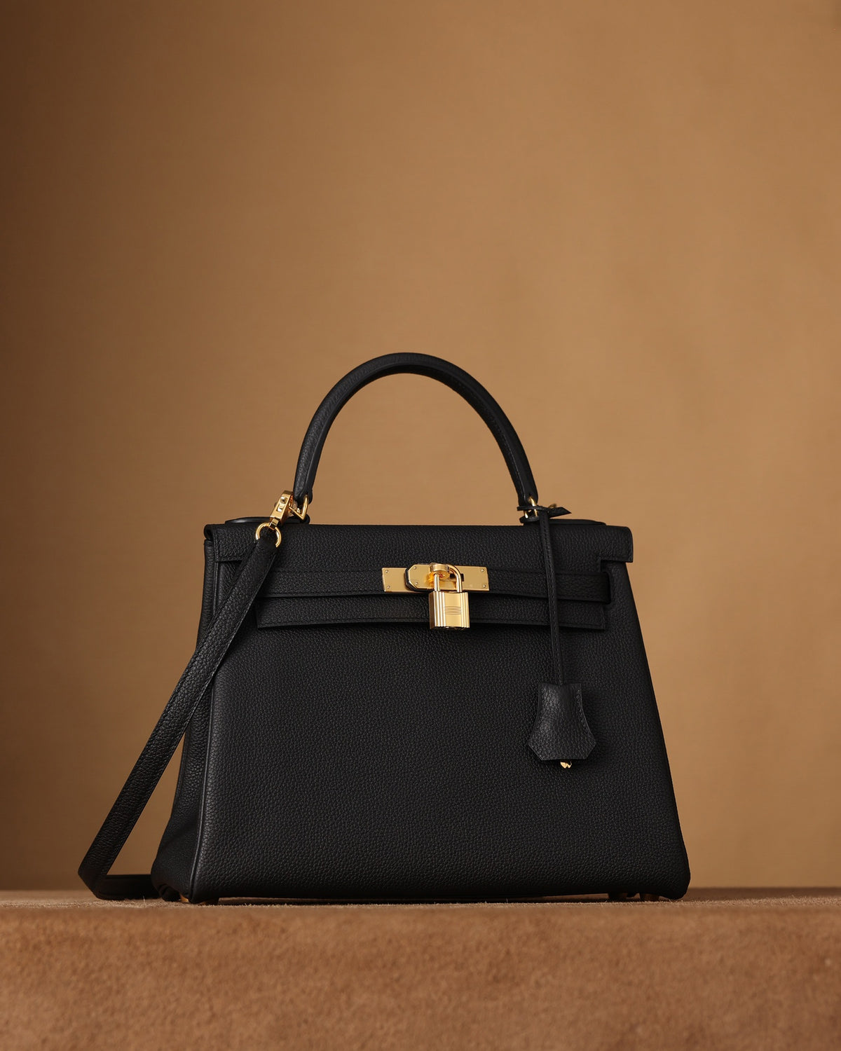 Kelly 28 / 25 Togo — разные цвета