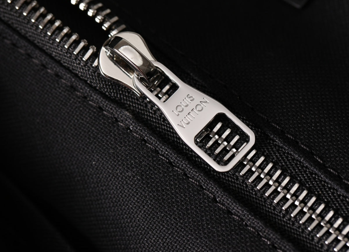 LV Christopher