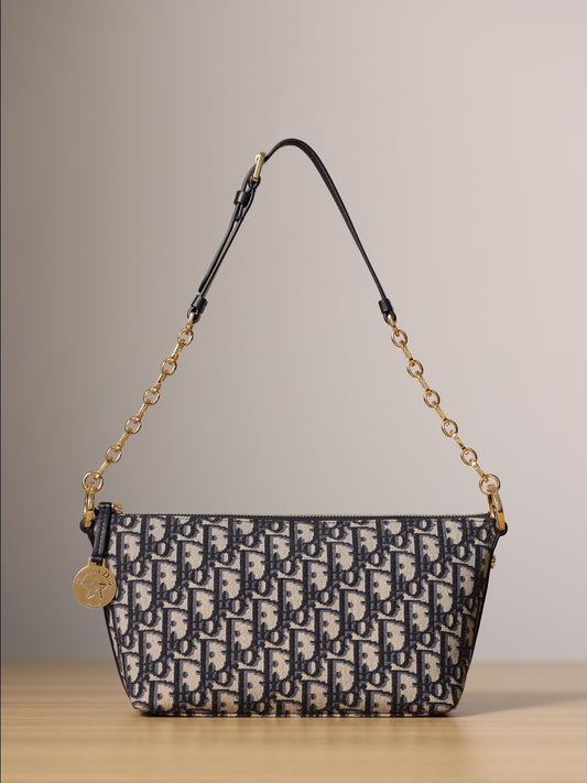 Diorstar Hobo