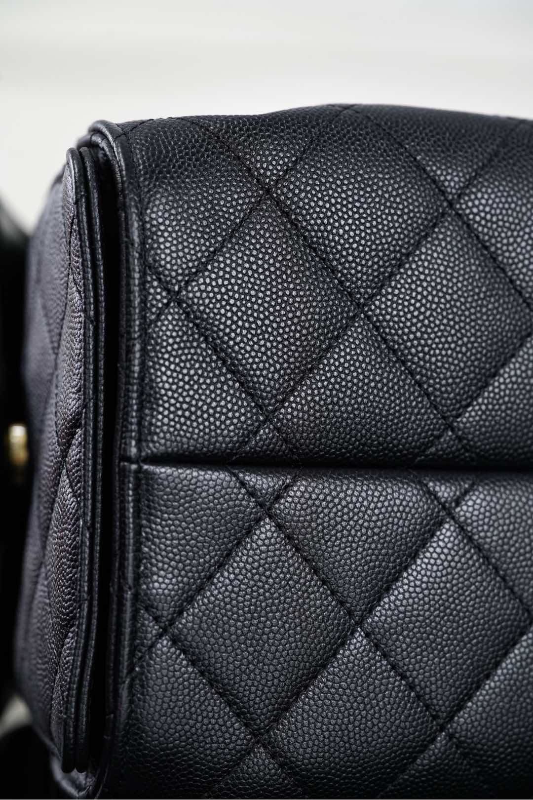 Chanel 25S Small Hobo