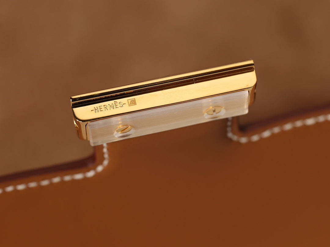 Constance mini 19 — разные цвета