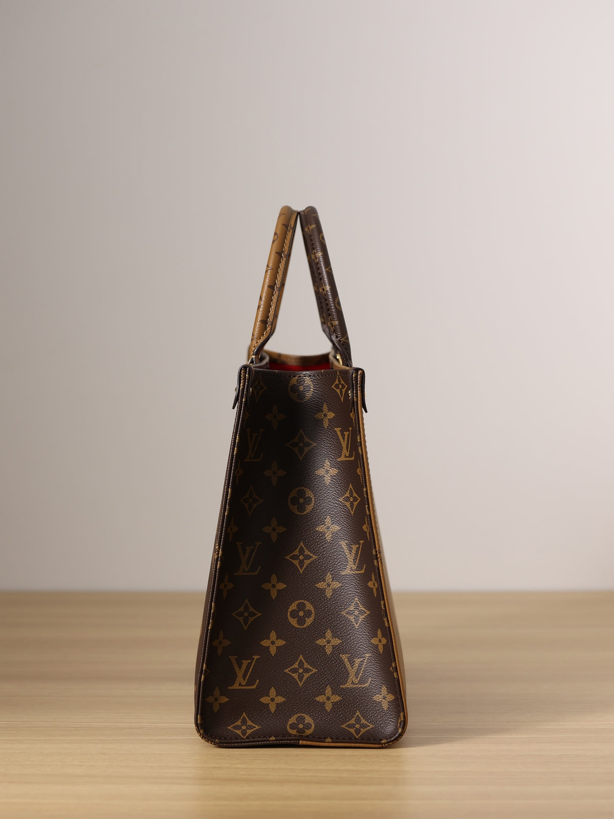LV Onthego