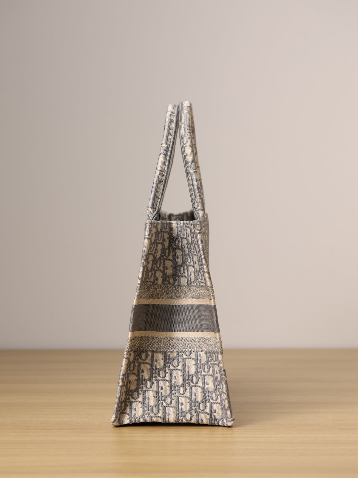 Book tote 36.5cm или 41.5cm
