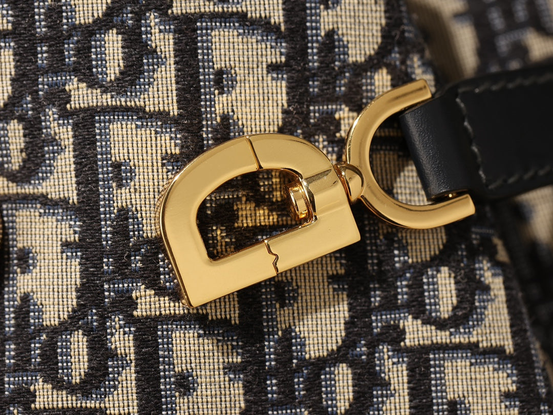 C'EST DIOR Medium size
