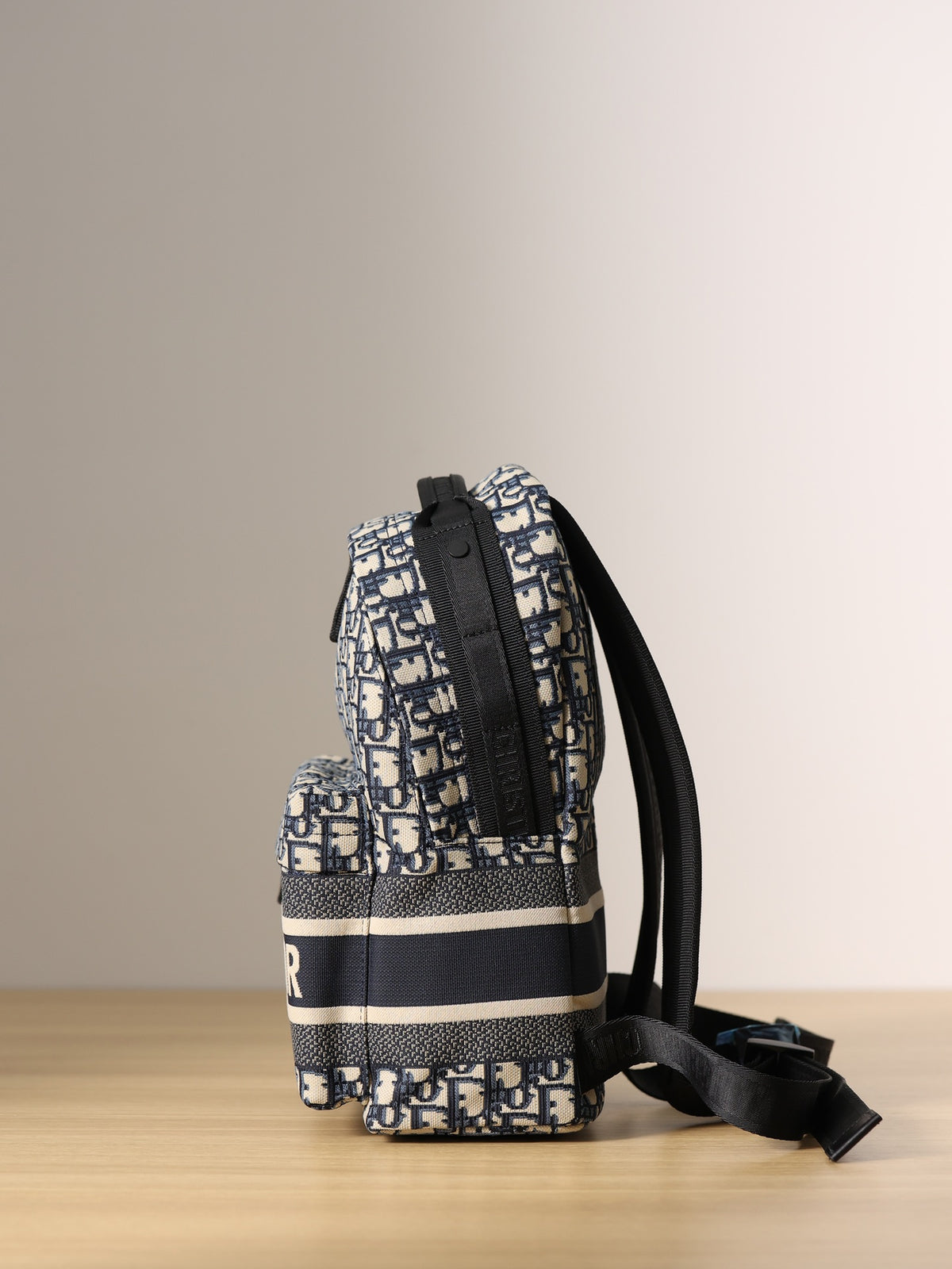 Dior Travel