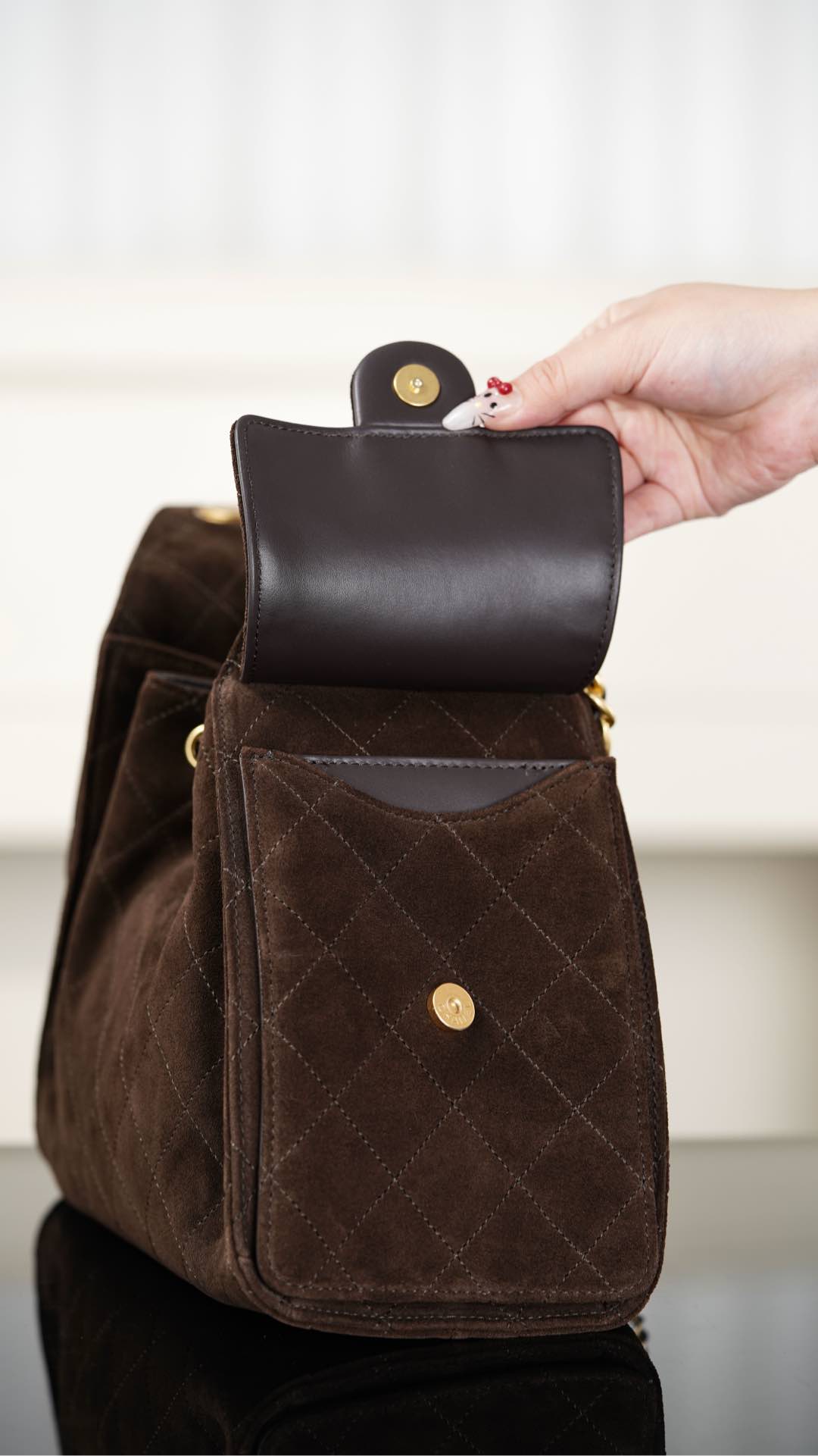Chanel 25K Small Hobo