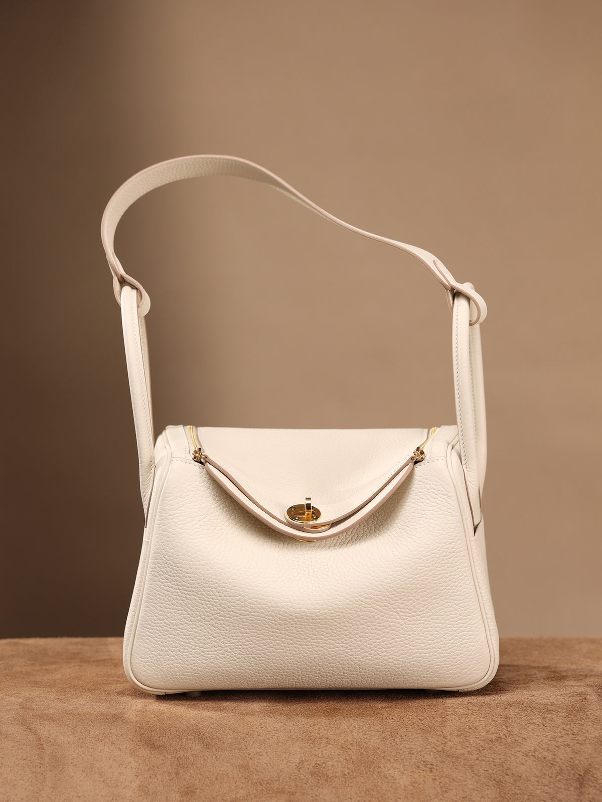 Lindy 26cm — разные цвета
