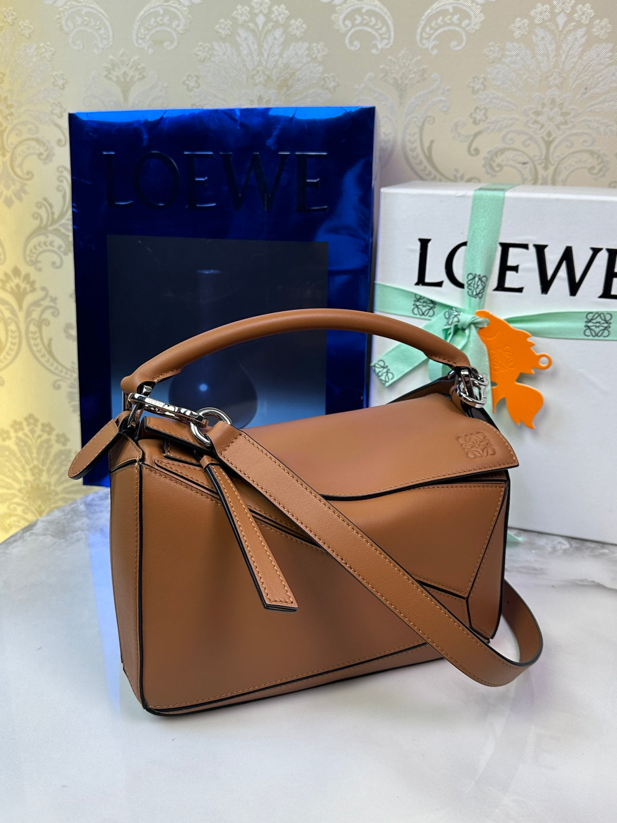Loewe Puzzle small