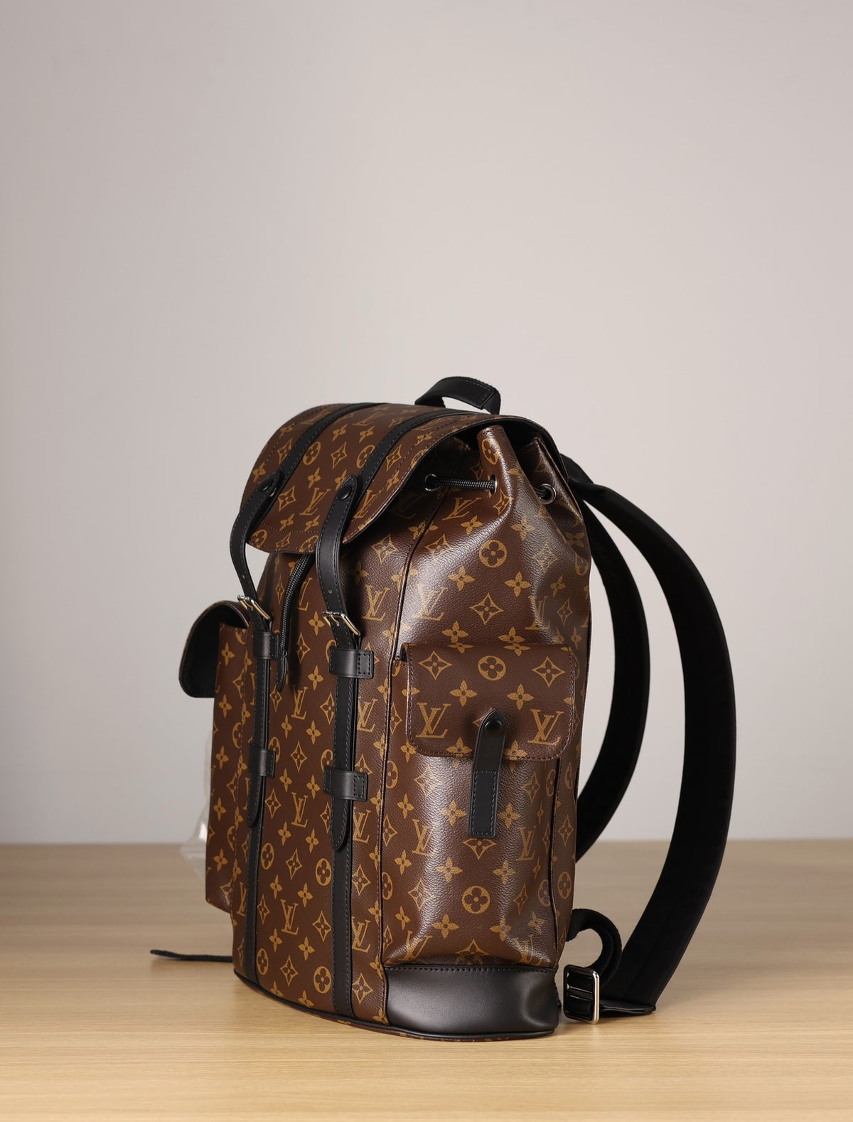 LV Christopher