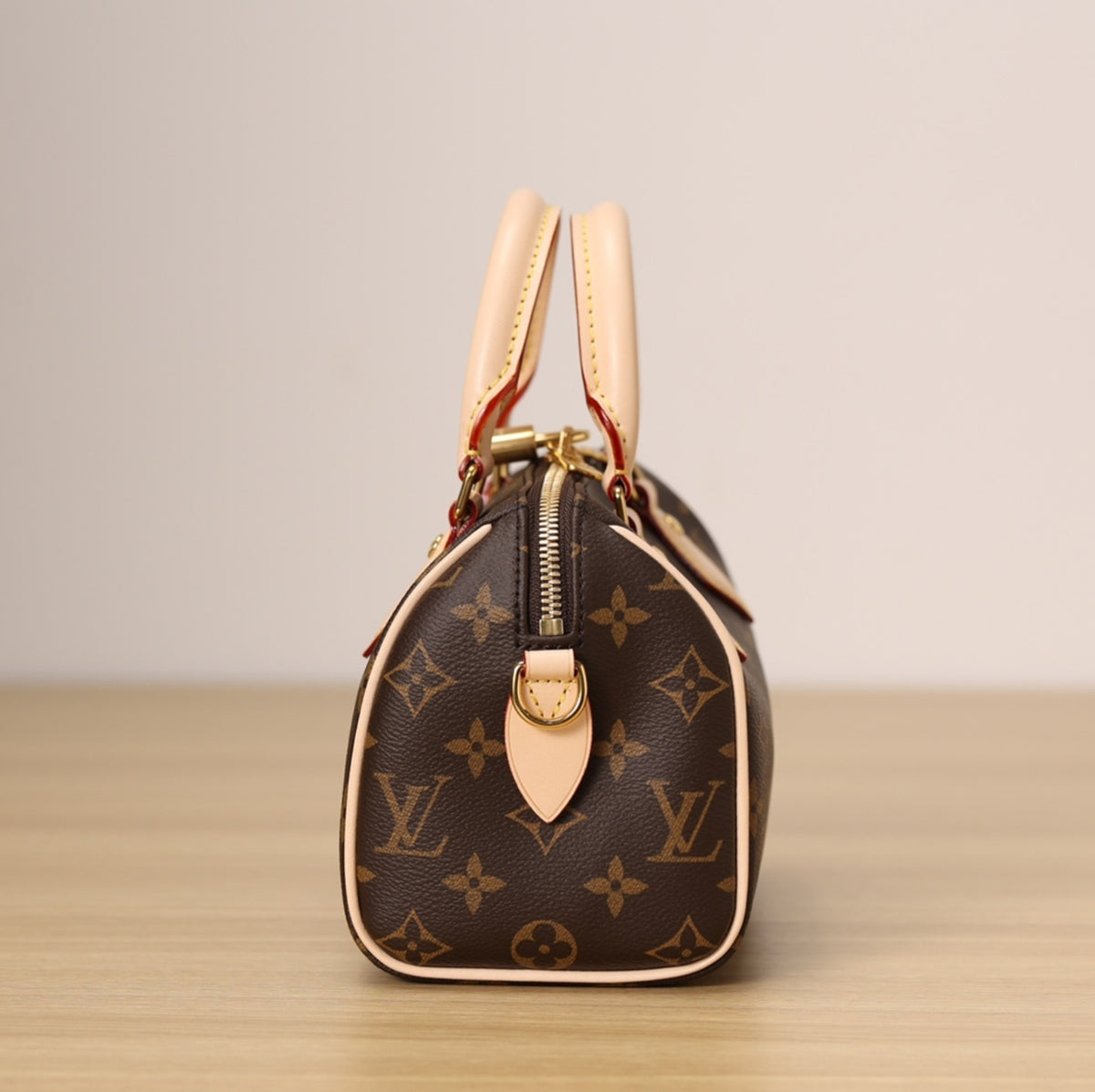 LV Speedy Bandoulière 20