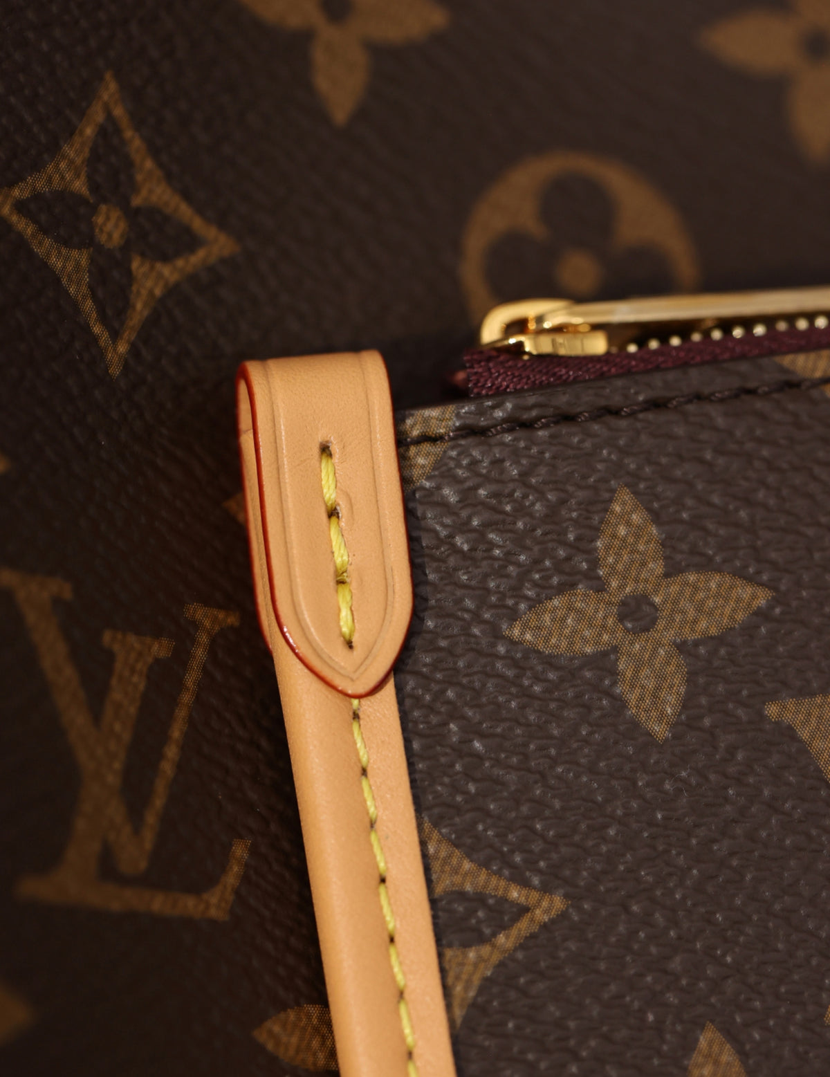 LV Carryall сумка среднего размера
