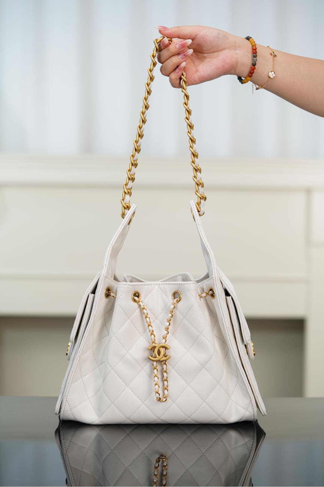 Chanel 25S Small Hobo
