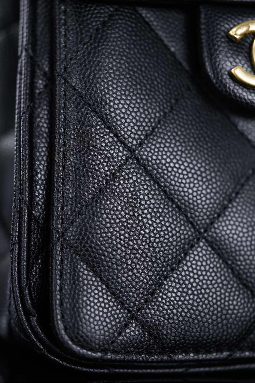 Chanel 25S Small Hobo