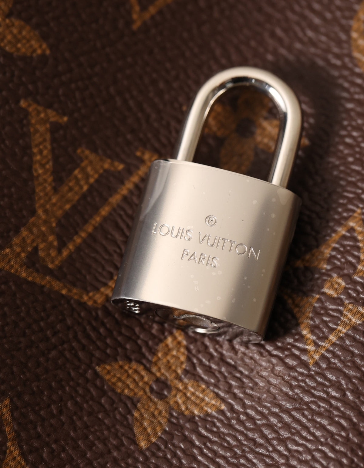 LV Keepall Bandoulière 45