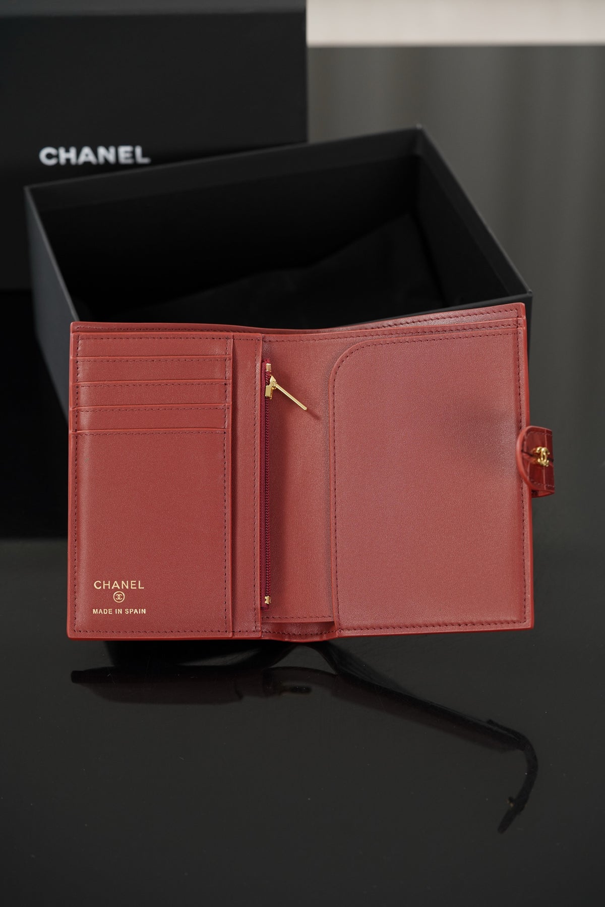 Channel passport holder