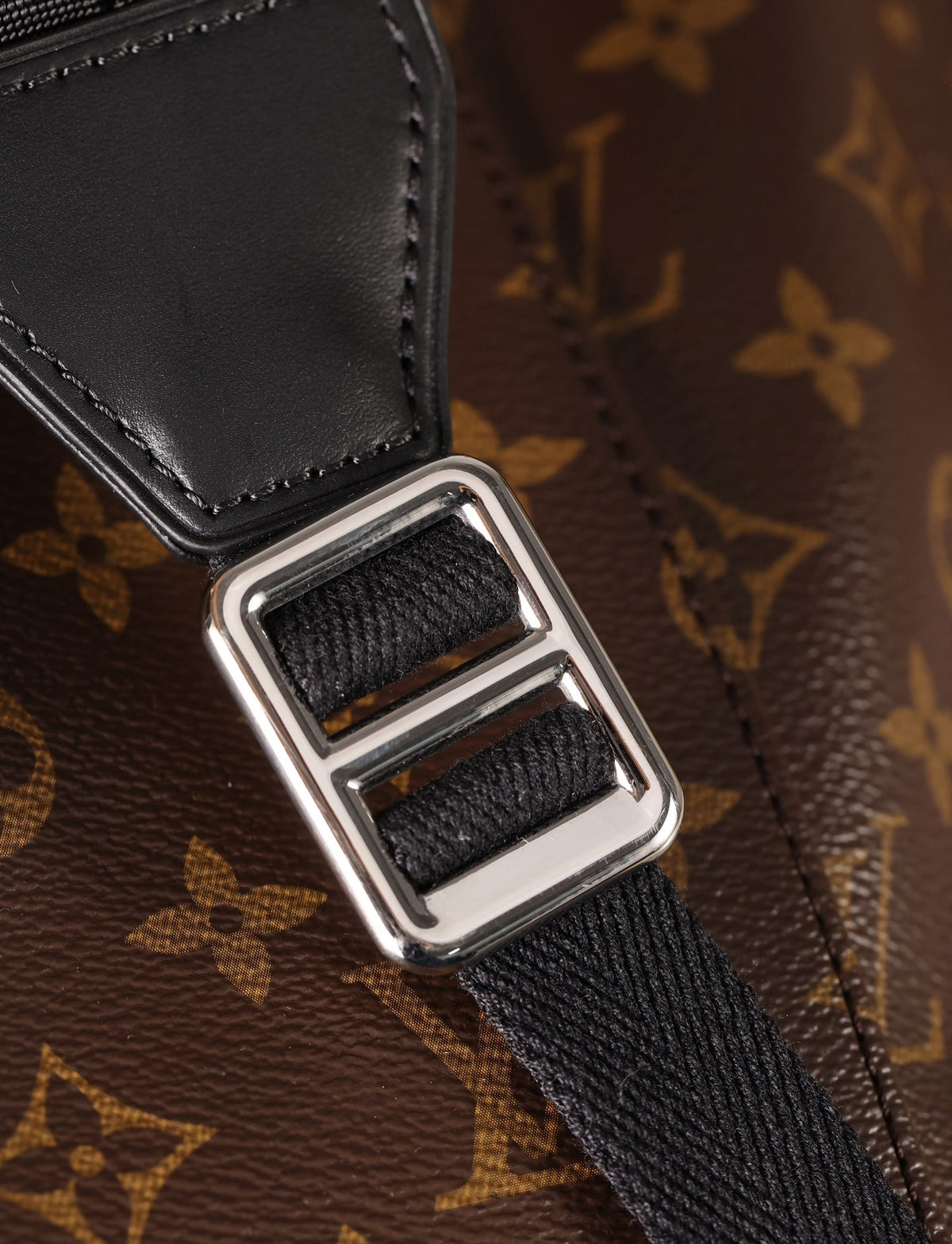 LV Christopher