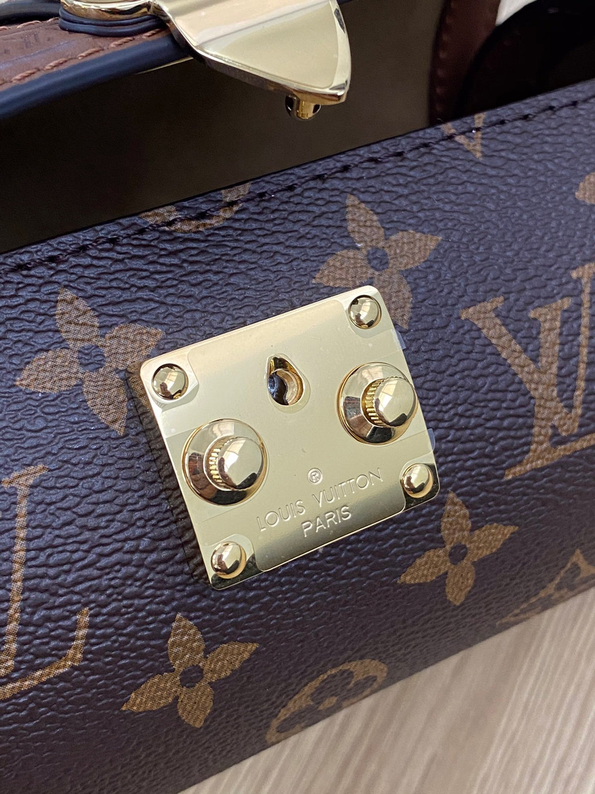LV Papillon