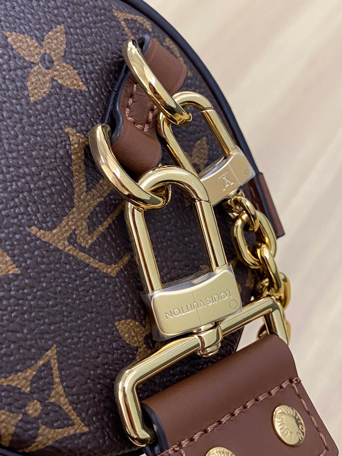 LV Papillon