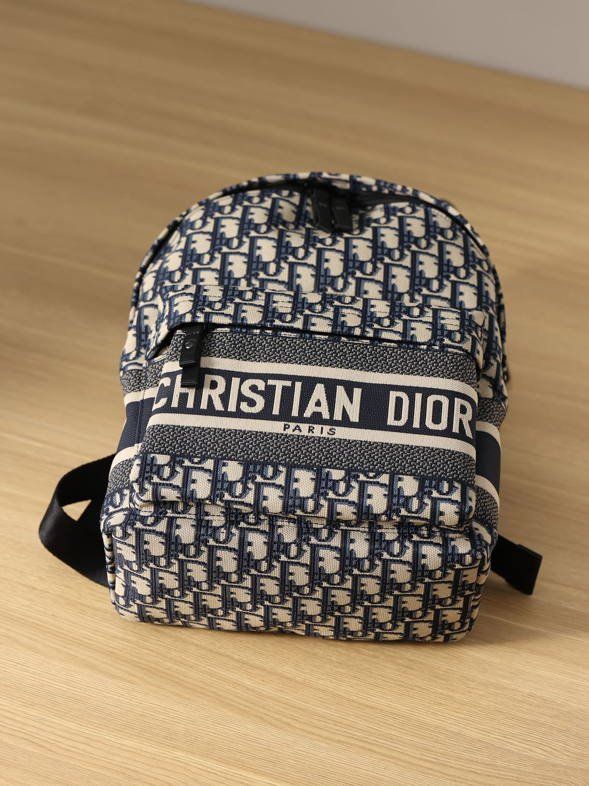 Dior Travel