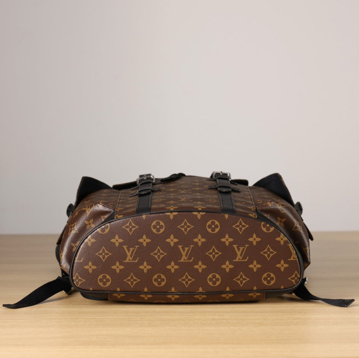 LV Christopher