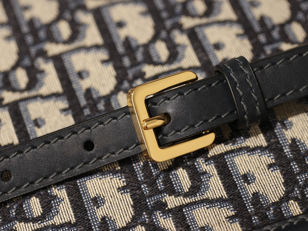 C'EST DIOR Medium size