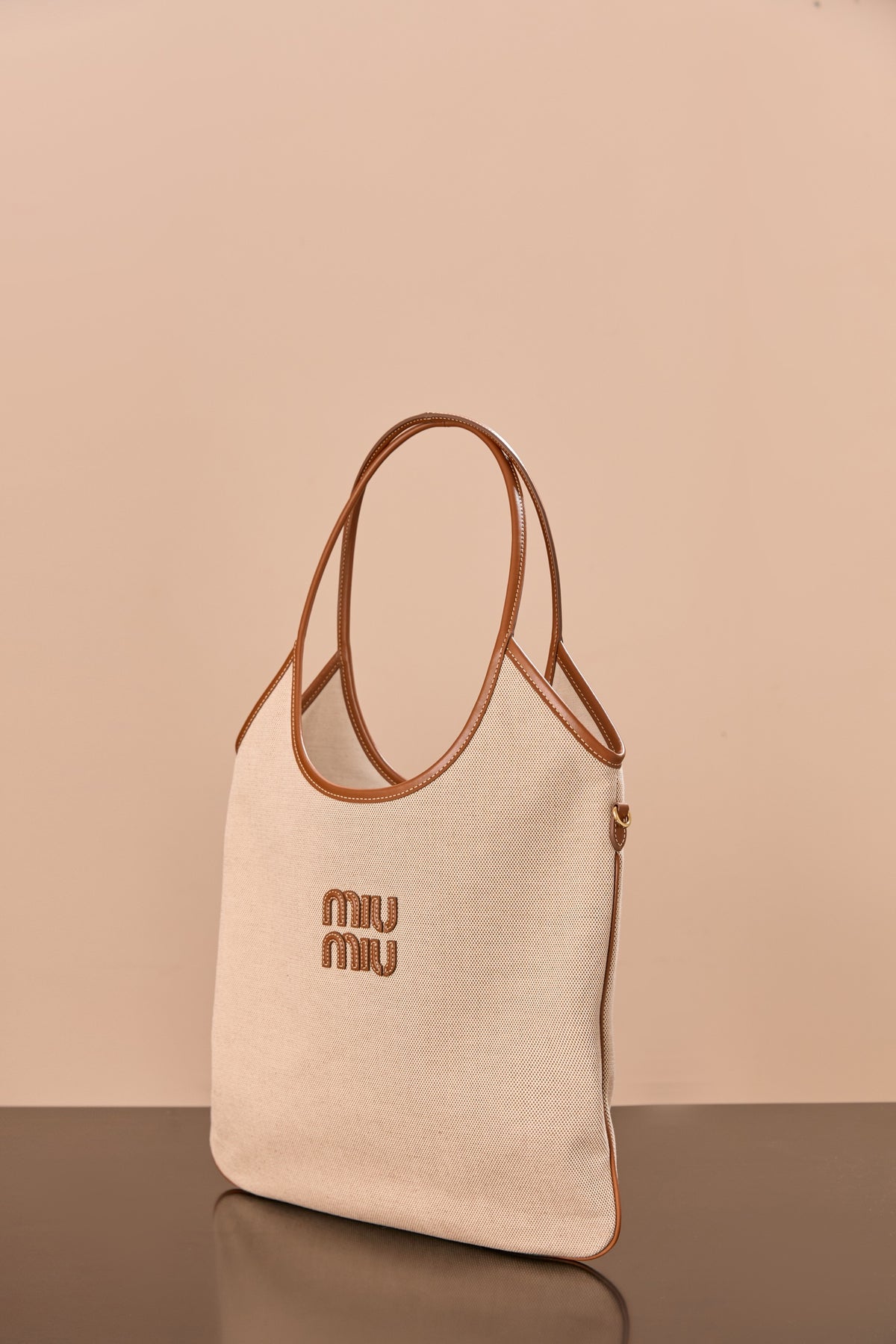 Miu Miu Ivy
