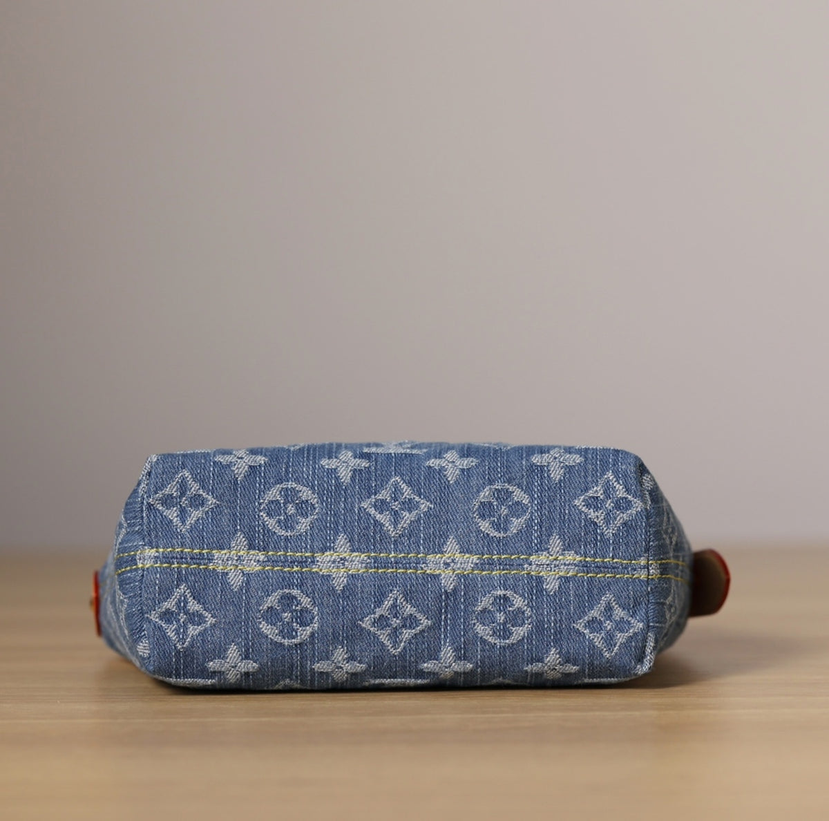 LV Hills Pochette