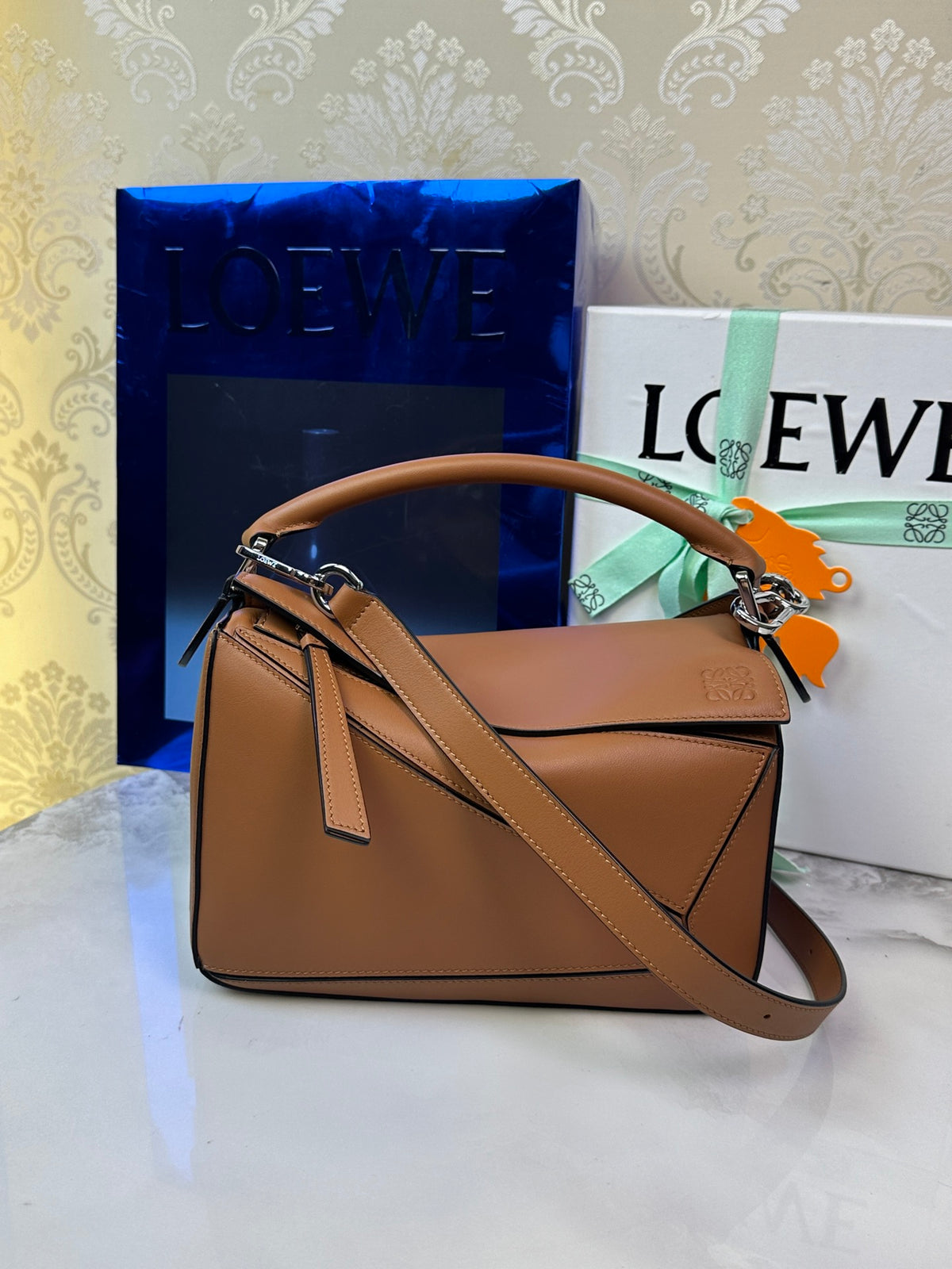 Loewe Puzzle small
