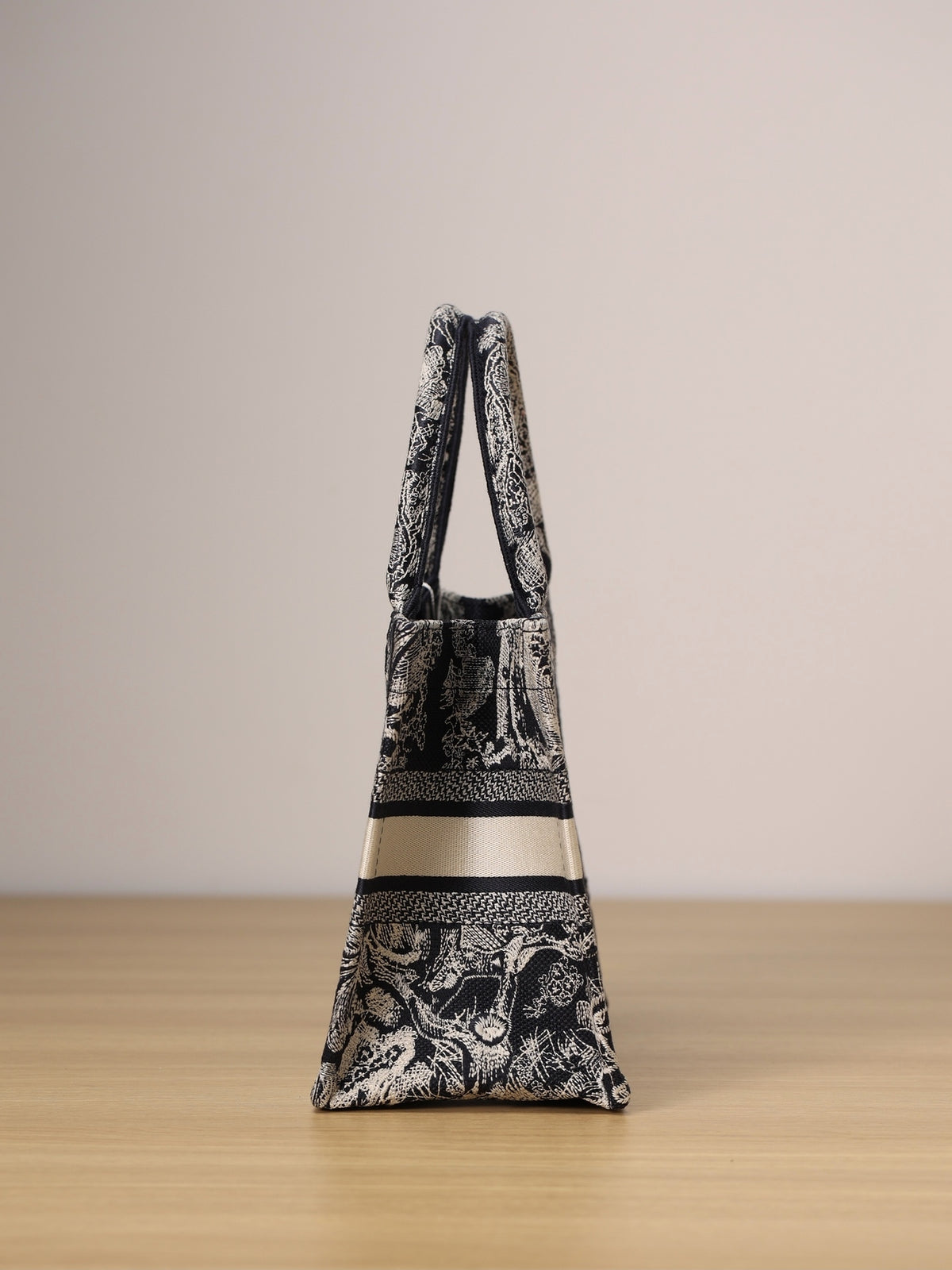 Book tote 26.5cm