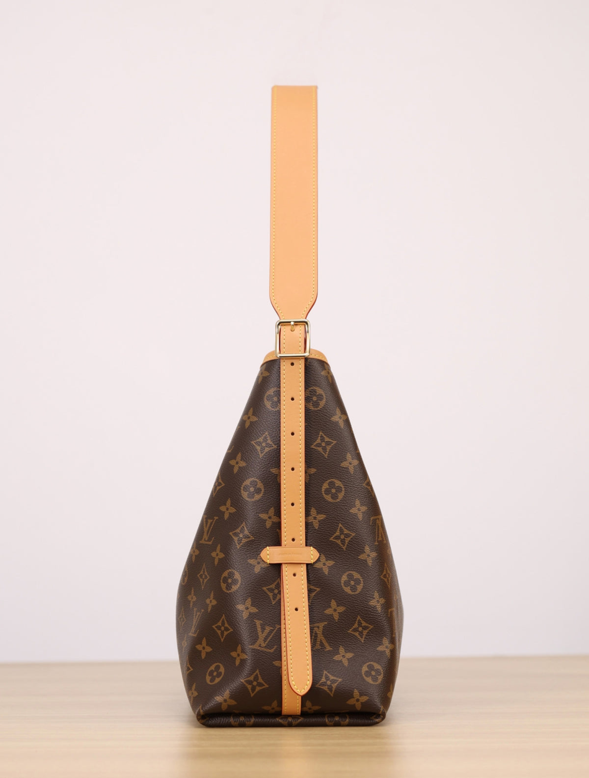 LV Carryall сумка среднего размера