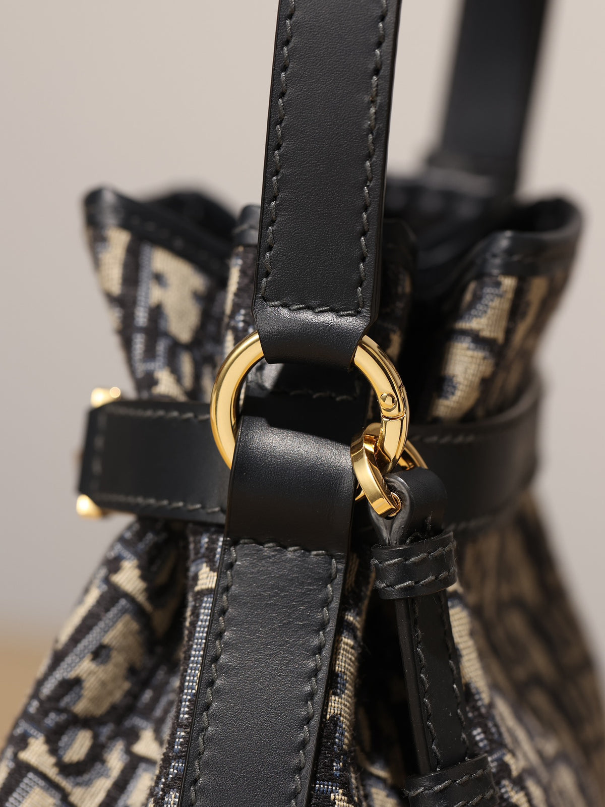 C'EST DIOR Medium size