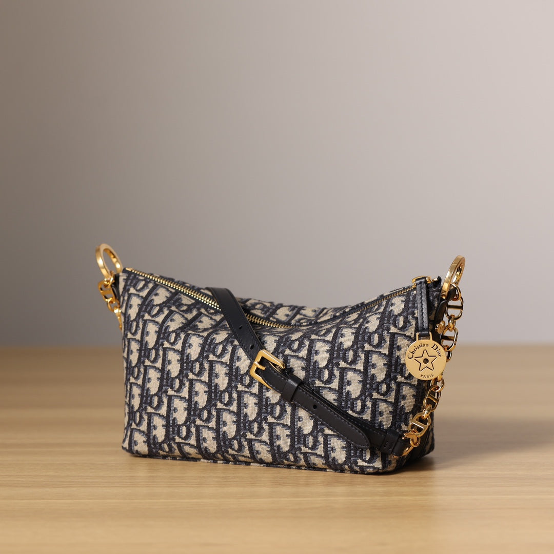 Diorstar Hobo
