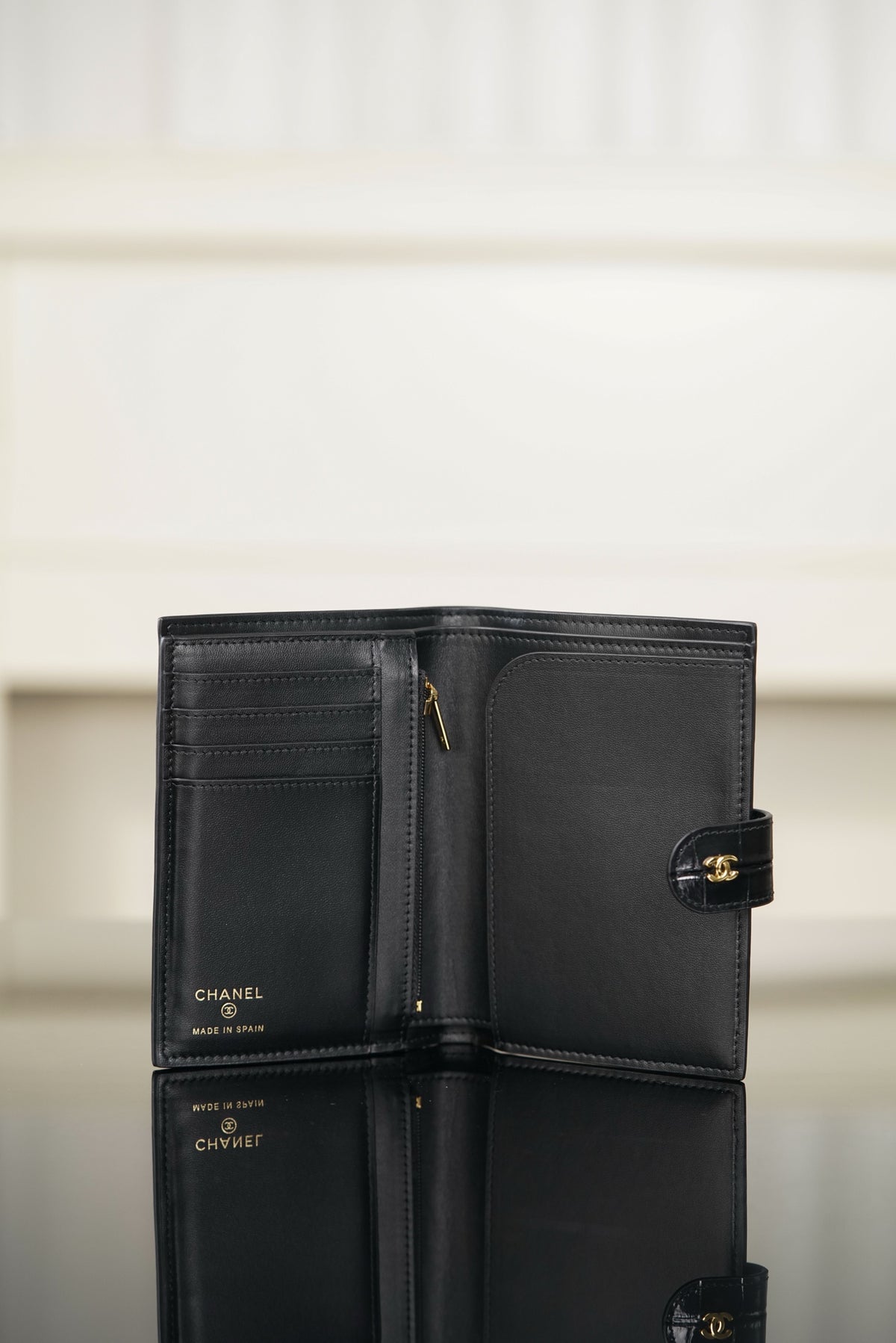 Channel passport holder