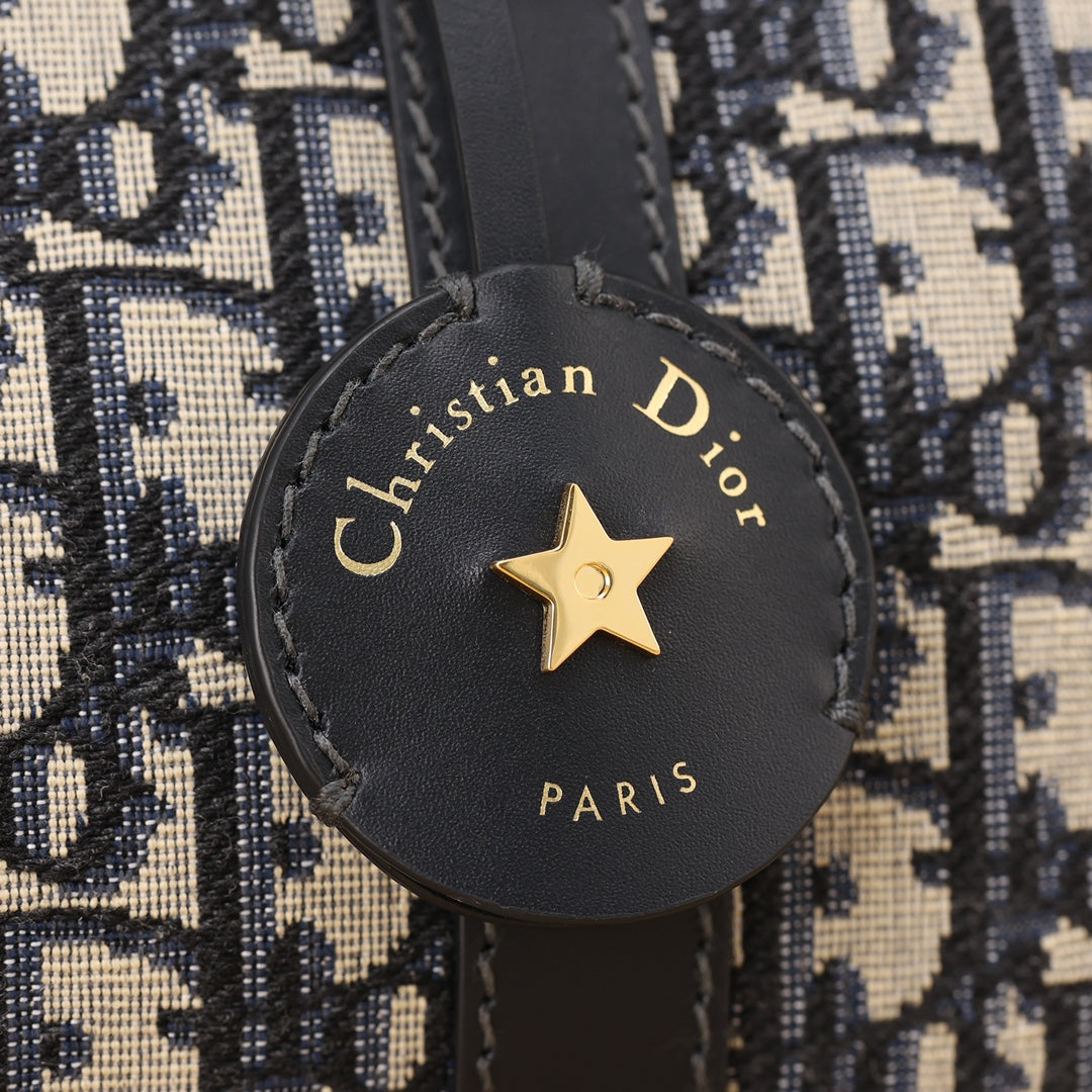 Dior Groove 20